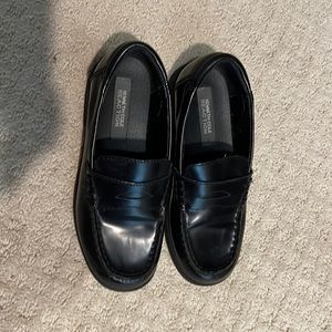 Kenneth Cole Reaction black loafers